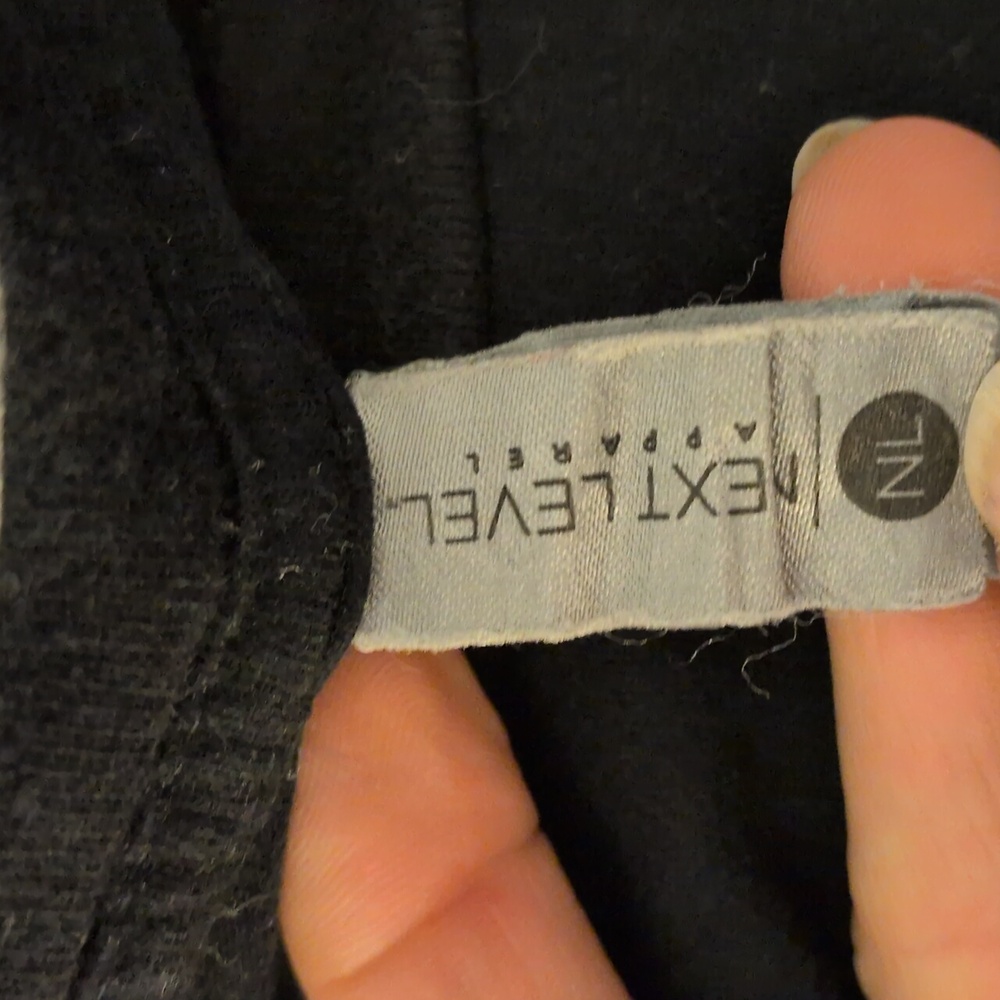 Next Level Apparel The Killers Cropped T-shirt - Picture 4 of 8